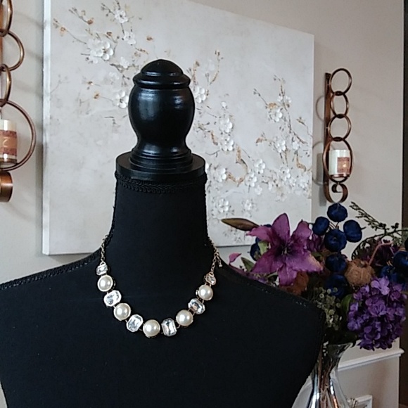 Gold Embellished Cocktail Necklace - Picture 9 of 17